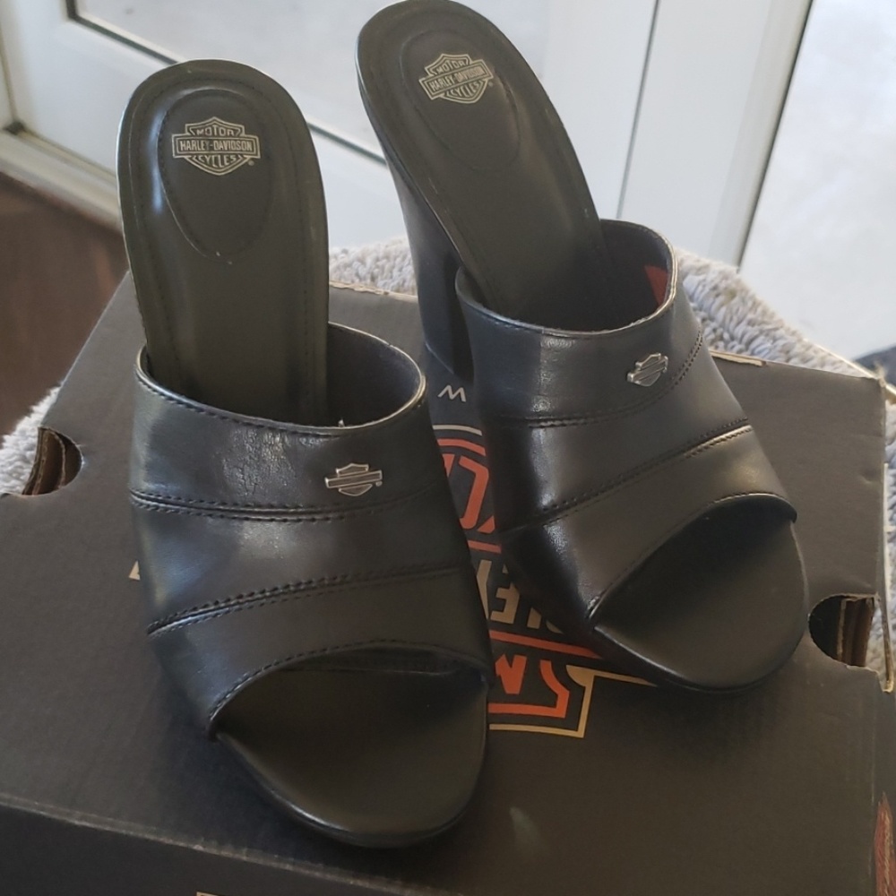 Harley Heels